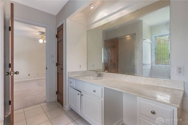 215 Beverly Place, Oakwood, OH 45419