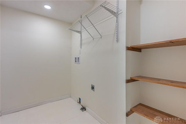 215 Beverly Place, Oakwood, OH 45419