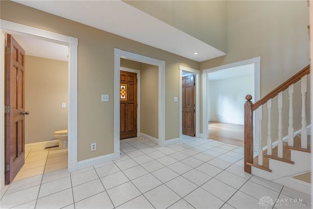 215 Beverly Place, Oakwood, OH 45419