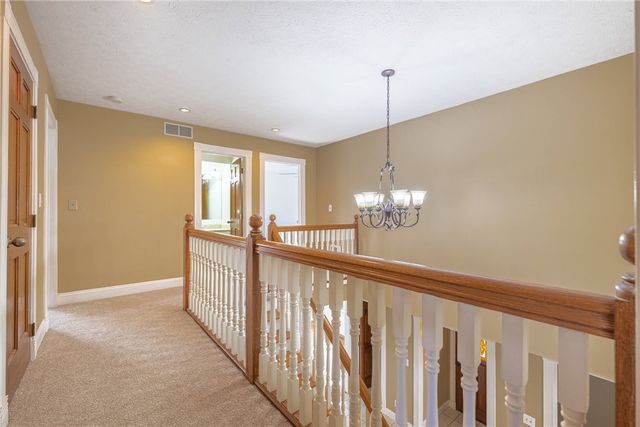 215 Beverly Place, Oakwood, OH 45419
