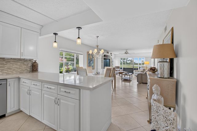 13112 Sentry Palm Court A, Delray Beach, FL 33484