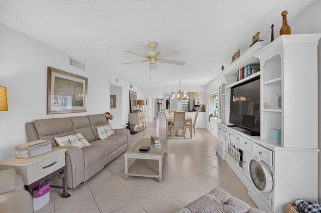 13112 Sentry Palm Court A, Delray Beach, FL 33484