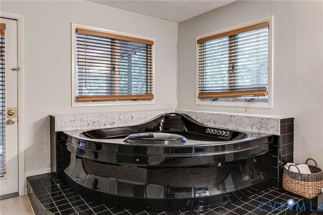 7730 Beach Rd, Chesterfield, VA 23838