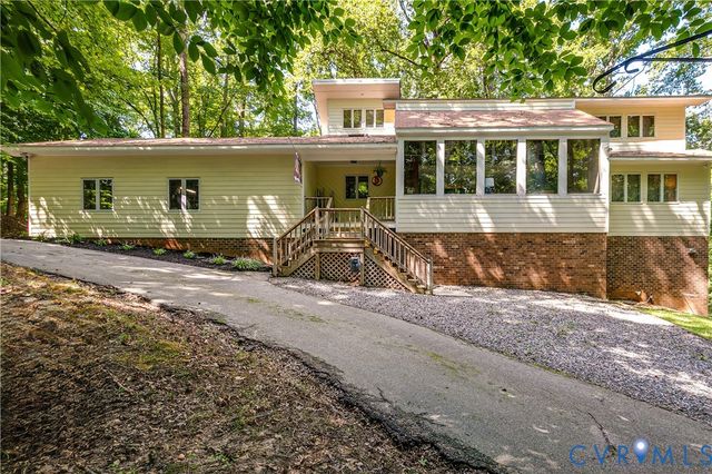 7730 Beach Rd, Chesterfield, VA 23838