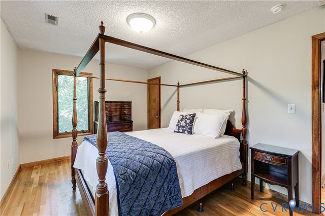 7730 Beach Rd, Chesterfield, VA 23838