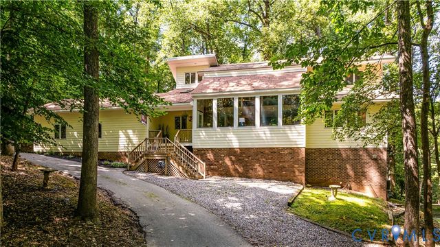 7730 Beach Rd, Chesterfield, VA 23838