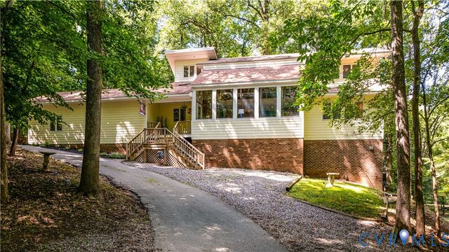 7730 Beach Rd, Chesterfield, VA 23838