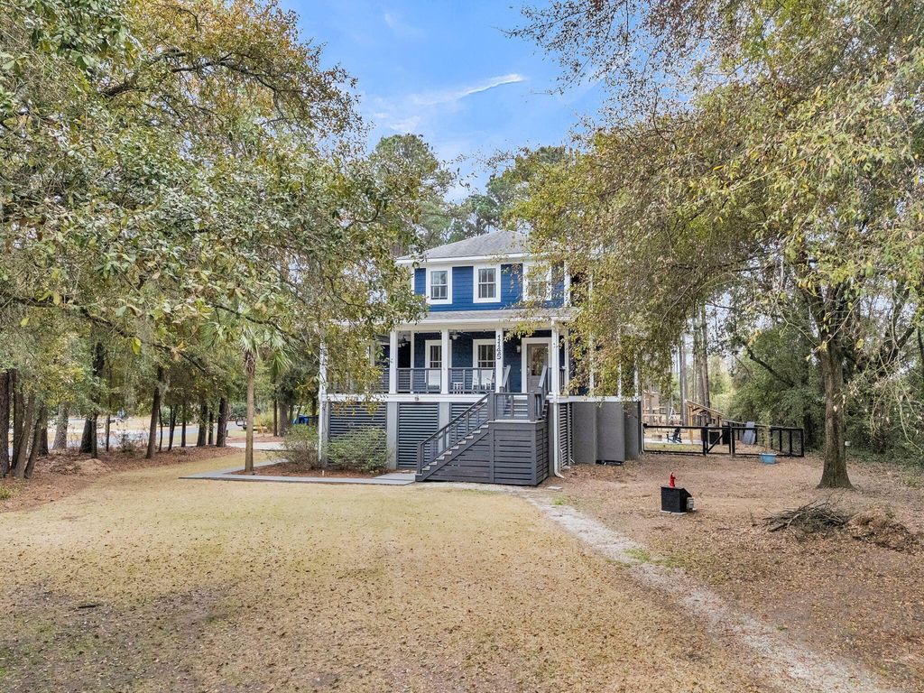 Image 15 of property listing at 1145 Pinefield Drive, Charleston, SC 29492