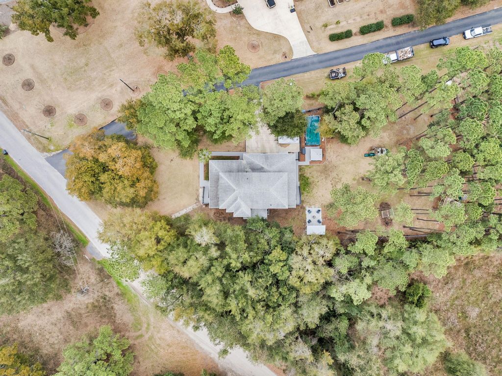 Image 19 of property listing at 1145 Pinefield Drive, Charleston, SC 29492