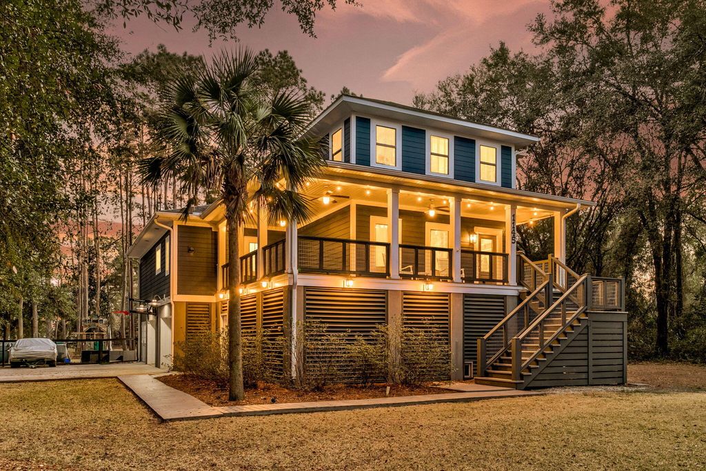 Image 3 of property listing at 1145 Pinefield Drive, Charleston, SC 29492