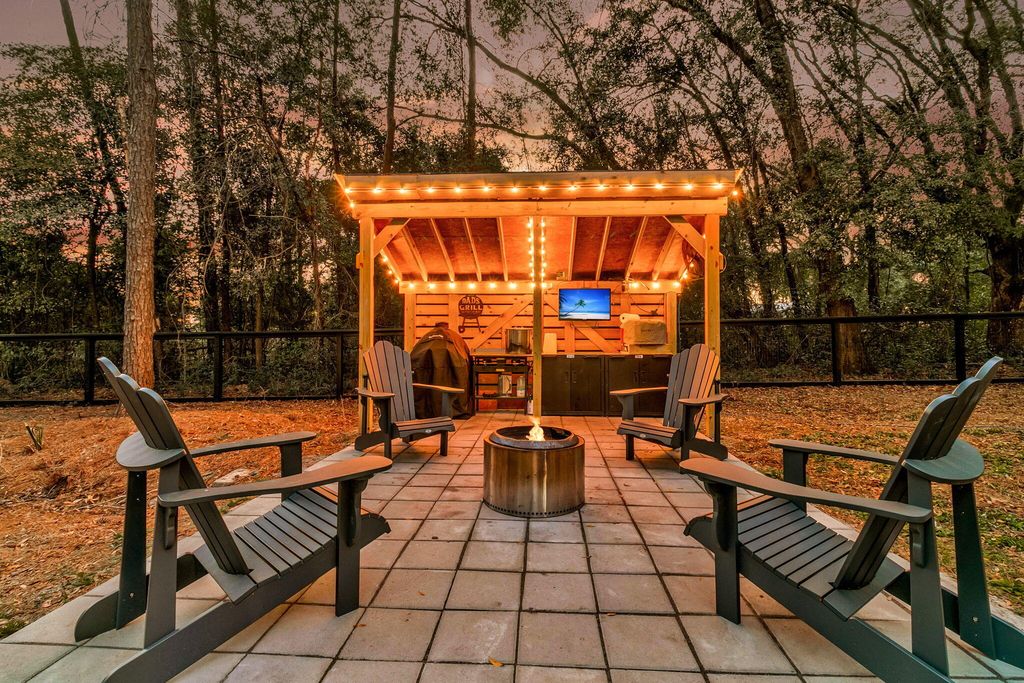 Image 51 of property listing at 1145 Pinefield Drive, Charleston, SC 29492