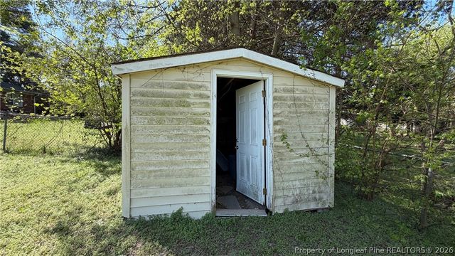 1722 Berriedale Drive, Fayetteville, NC 28304