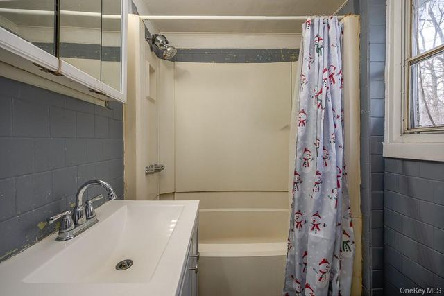 30 Cromwell Road, Monroe, NY 10950