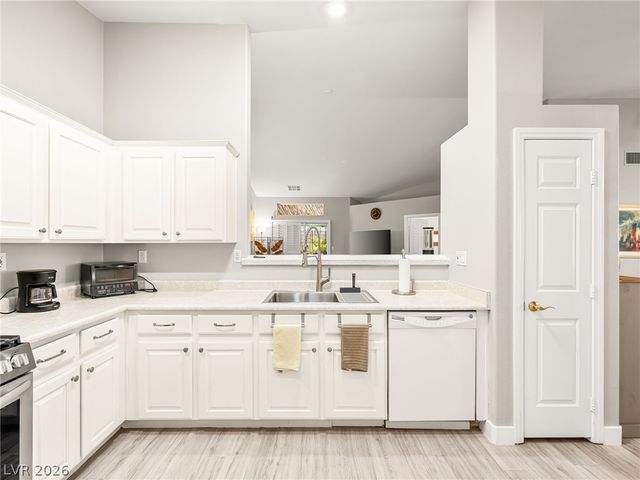 3353 Trevet Street 101, Las Vegas, NV 89129