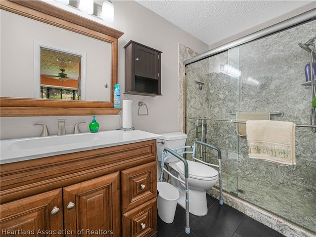 2225 Hidden Creek Circle, Sebring, FL 33870