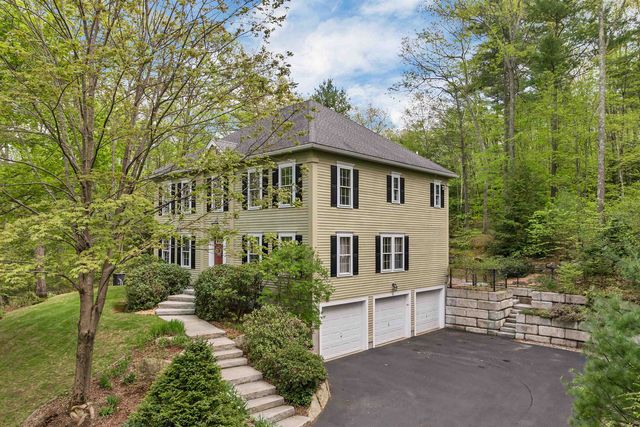 9 Wildwood Road, Auburn, NH 03032