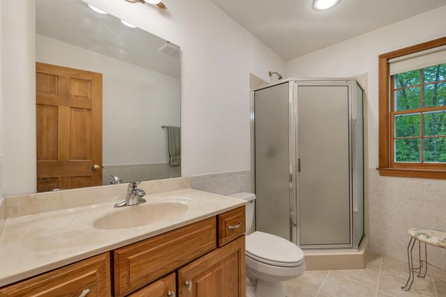 9 Wildwood Road, Auburn, NH 03032