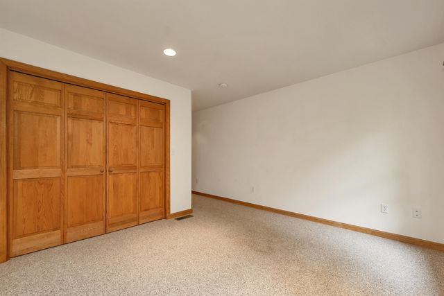 9 Wildwood Road, Auburn, NH 03032