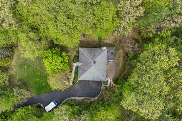 9 Wildwood Road, Auburn, NH 03032