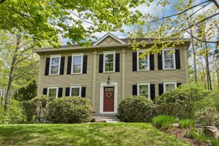 9 Wildwood Road, Auburn, NH 03032