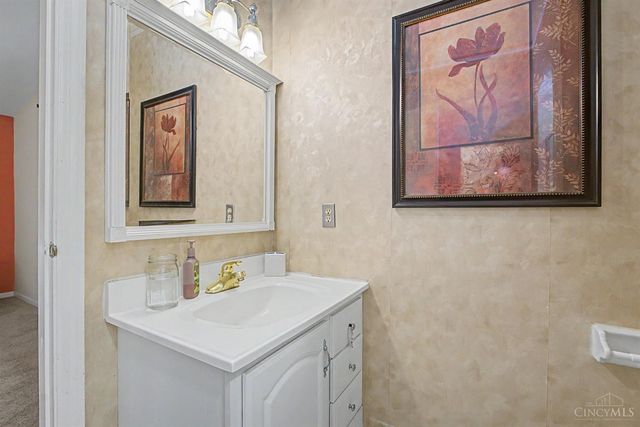 1815 NW Washington Boulevard, Hamilton, OH 45013