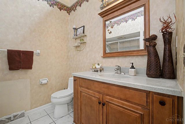 1815 NW Washington Boulevard, Hamilton, OH 45013