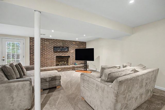 1815 NW Washington Boulevard, Hamilton, OH 45013