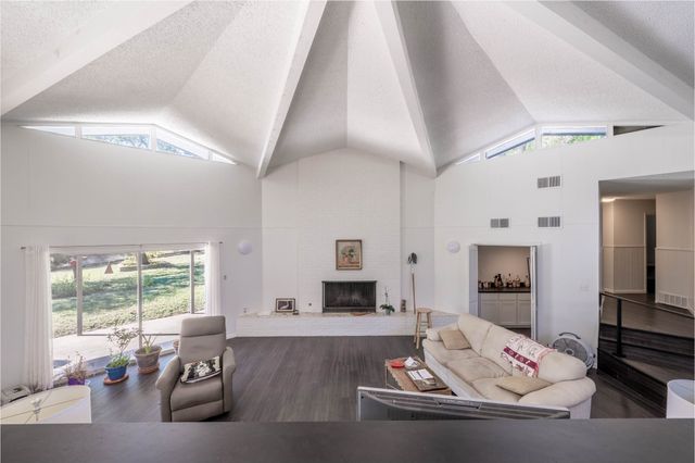 705 NW 10th Street, Mineral Wells, TX 76067