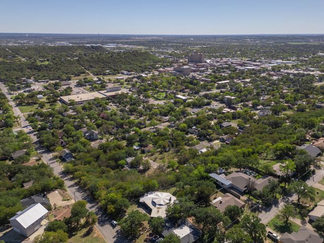 705 NW 10th Street, Mineral Wells, TX 76067