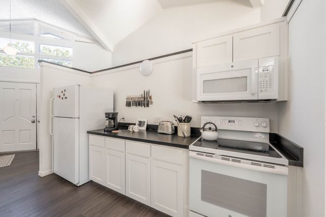 705 NW 10th Street, Mineral Wells, TX 76067