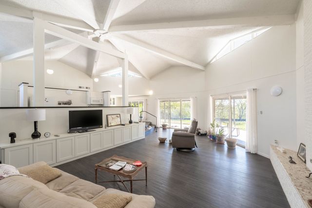 705 NW 10th Street, Mineral Wells, TX 76067