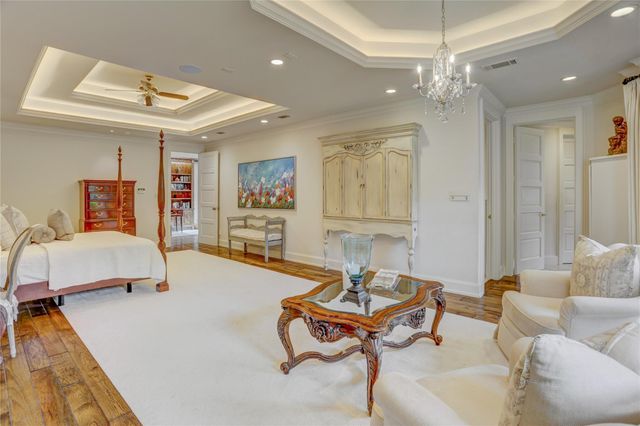 1 Stayton Circle, Piney Point Village, TX 77024