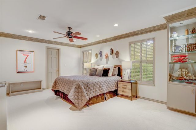 1 Stayton Circle, Piney Point Village, TX 77024