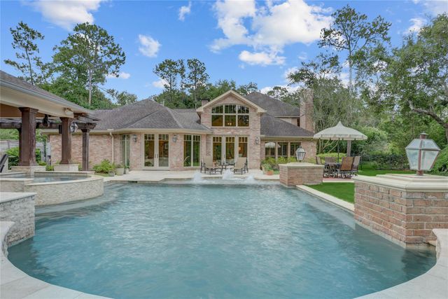 1 Stayton Circle, Piney Point Village, TX 77024