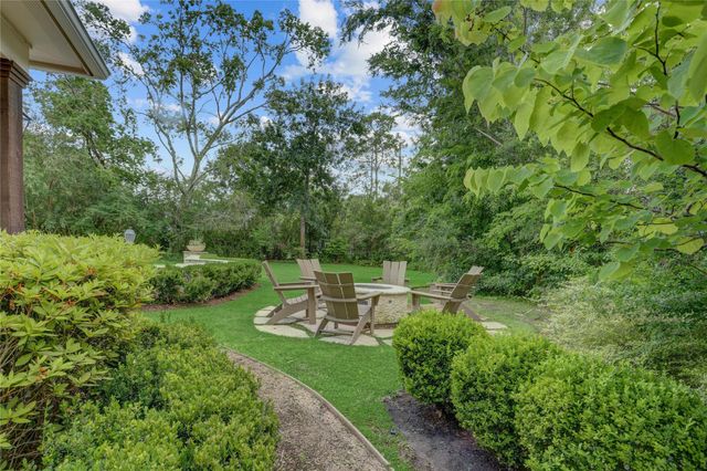 1 Stayton Circle, Piney Point Village, TX 77024