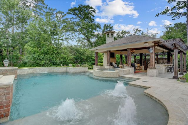 1 Stayton Circle, Piney Point Village, TX 77024