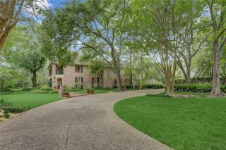 1 Stayton Circle, Piney Point Village, TX 77024