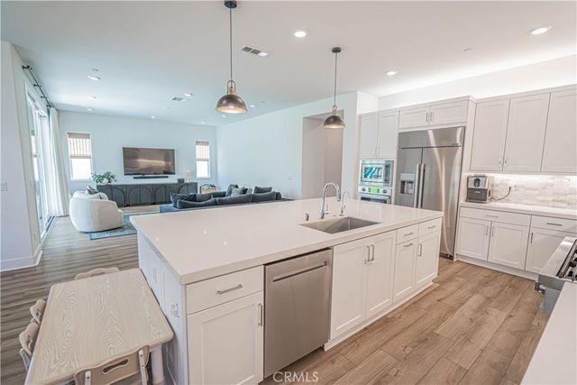 29768 Camino La Perdiz, Valencia, CA 91354