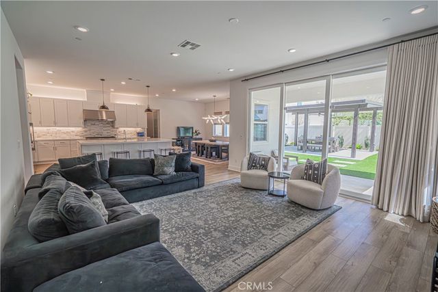 29768 Camino La Perdiz, Valencia, CA 91354