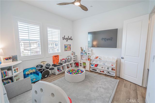 29768 Camino La Perdiz, Valencia, CA 91354