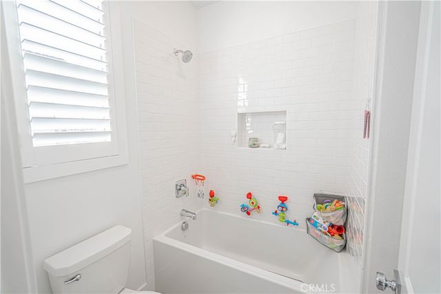 29768 Camino La Perdiz, Valencia, CA 91354