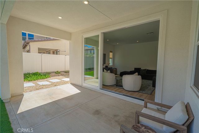 29768 Camino La Perdiz, Valencia, CA 91354