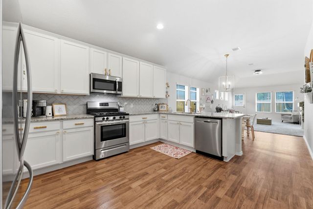 27298 Grey Fox Run, Magnolia, TX 77354