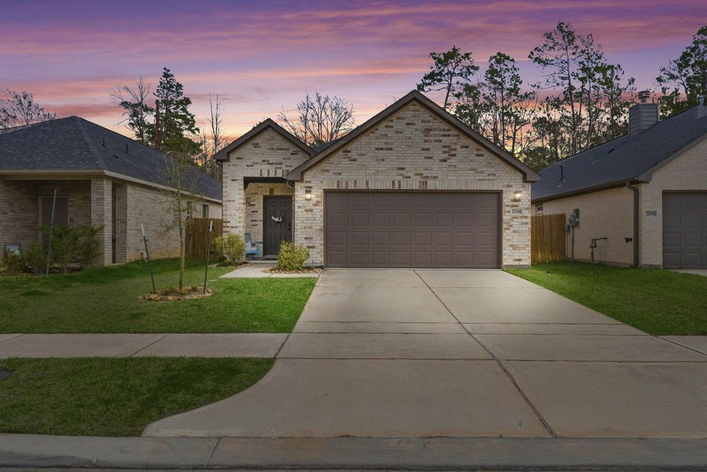 27298 Grey Fox Run, Magnolia, TX 77354