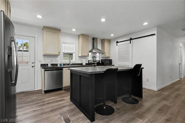 3666 Lost Hills Drive, Las Vegas, NV 89122