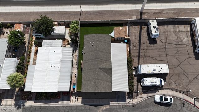 3666 Lost Hills Drive, Las Vegas, NV 89122