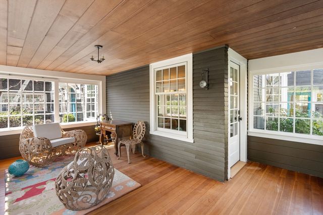 845 North, Walpole, MA 02081