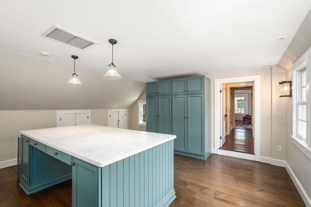 845 North, Walpole, MA 02081
