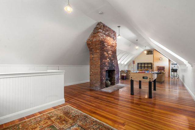 845 North, Walpole, MA 02081
