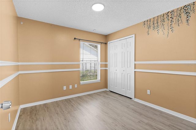 40045 PALM STREET, Lady Lake, FL 32159